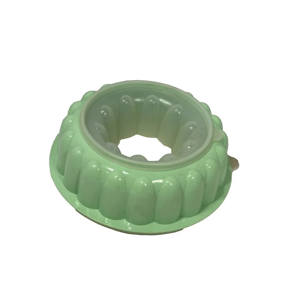 Tupperware vintage jello